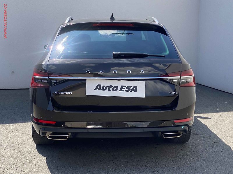 Škoda Superb (2019) 2.0 TSi 4x4, Style, DSG, LED - fotka 5 z 18