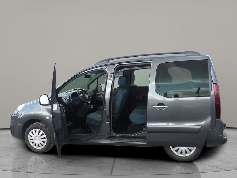 Peugeot Partner Tepee 1,6HDi TEPEE ČR 1.MAJITEL ! - fotka 7 z 32