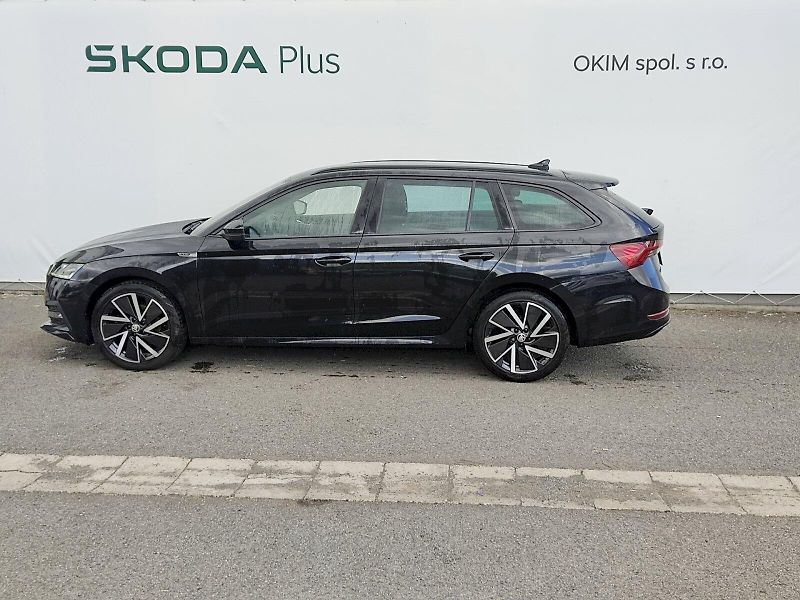 Škoda Octavia (2023) combi SportLine 2,0 tdi 110 Kw - fotka 3 z 38