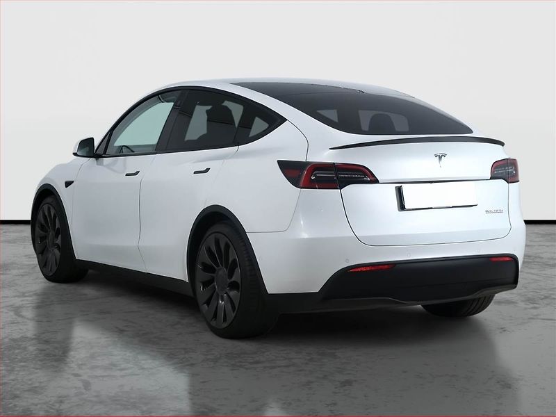 Tesla Model Y (2022) Performance 79kWh, SoH 92% - fotka 4 z 26