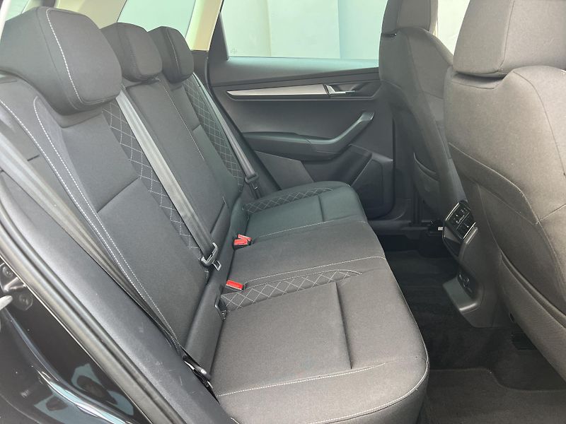 Škoda Karoq Style 1.5TSi DSG KAMERA NAVI - fotka 36 z 50