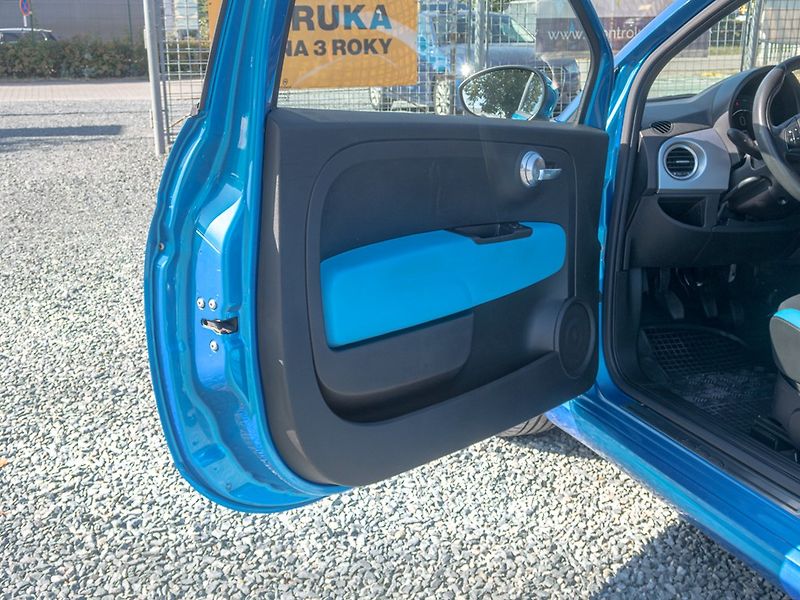 Fiat 500 (2015) 12/2015 ČR 0.9T 77KW- DIGI - fotka 9 z 38