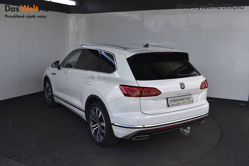 Volkswagen Touareg (2021) 3.0TDI 210kW,CZ, Tažné - fotka 7 z 28