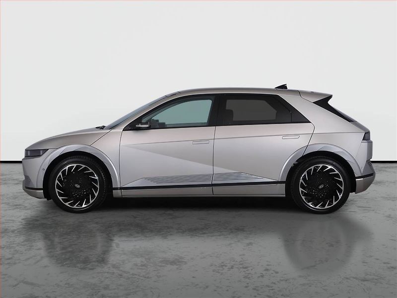 Hyundai Ioniq 5 (2023) Power 4x4, SoH 98% - fotka 3 z 28