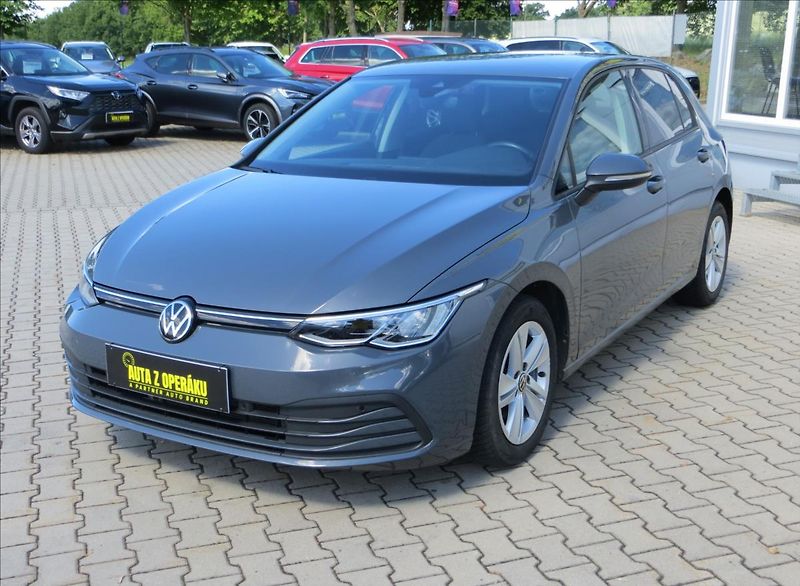 Volkswagen Golf 1,0 TSI 81kW Life ČR - fotka 3 z 23
