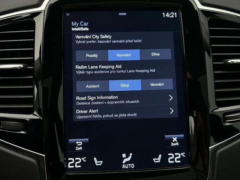 Volvo XC90 T8 AWD INSCRIPTION 7 MÍST AUT - fotka 39 z 49