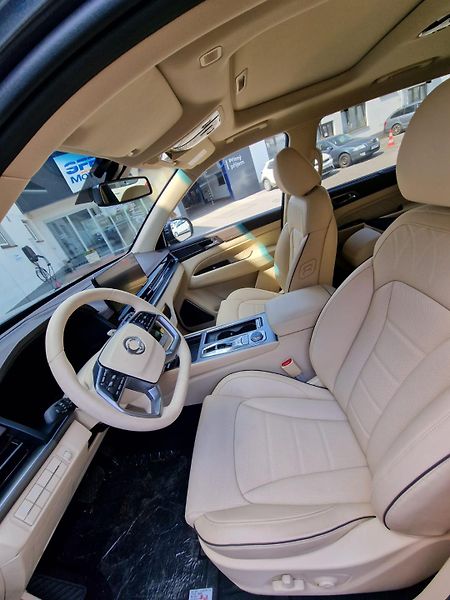 KGM Rexton (2026) 2.2 e-XDI Premium, 4x4 - fotka 9 z 23