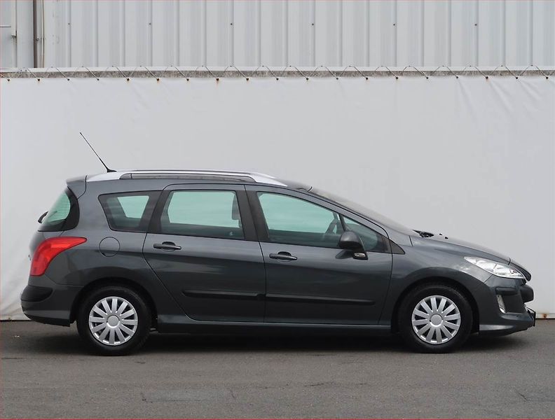 Peugeot 308 (2010) 1.6 HDi, Serv.kniha, nová STK - fotka 6 z 17