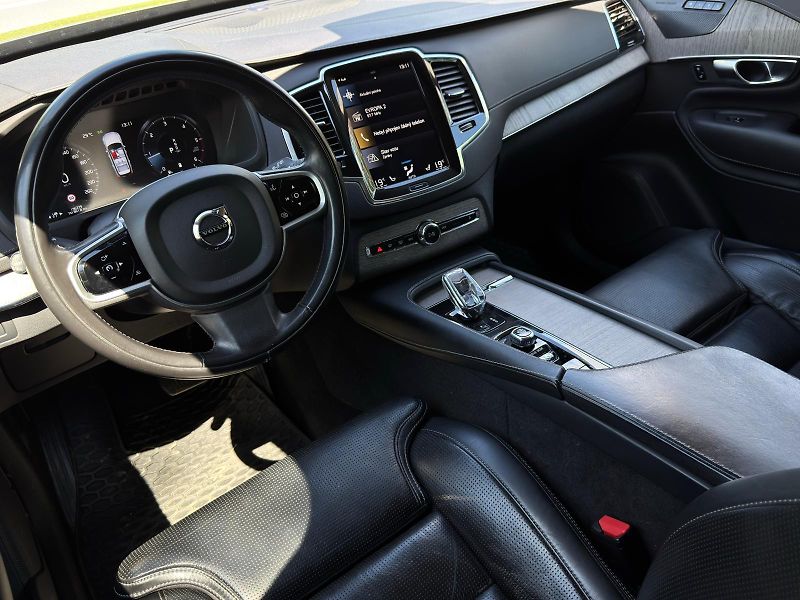 Volvo XC90 (2021) B5 AWD 1.MAJITEL ČR  CRYSTAL - fotka 14 z 27