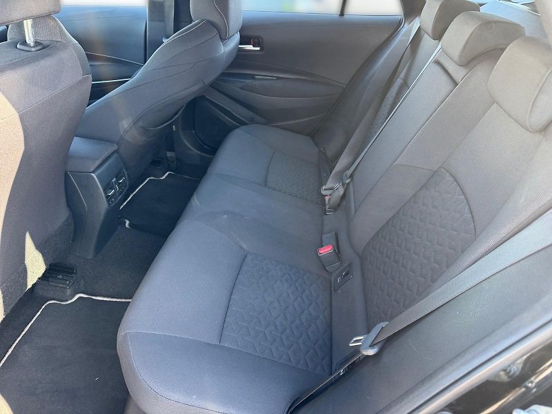 Toyota Corolla (2023) COMFORT 2.0HYBRID 112kW CZ DPH - fotka 8 z 11