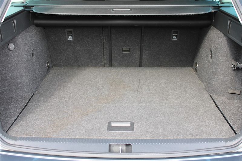 Škoda Octavia 1,6 TDI  TAŽNÉ,JOY - fotka 24 z 27