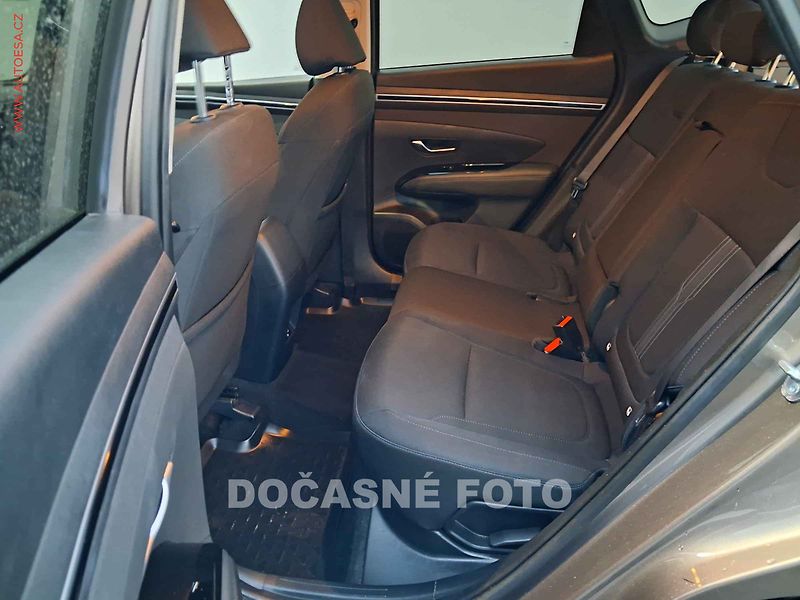 Hyundai Tucson (2023) 1.6 T-GDi 4x4, 1.maj,ČR - fotka 10 z 20