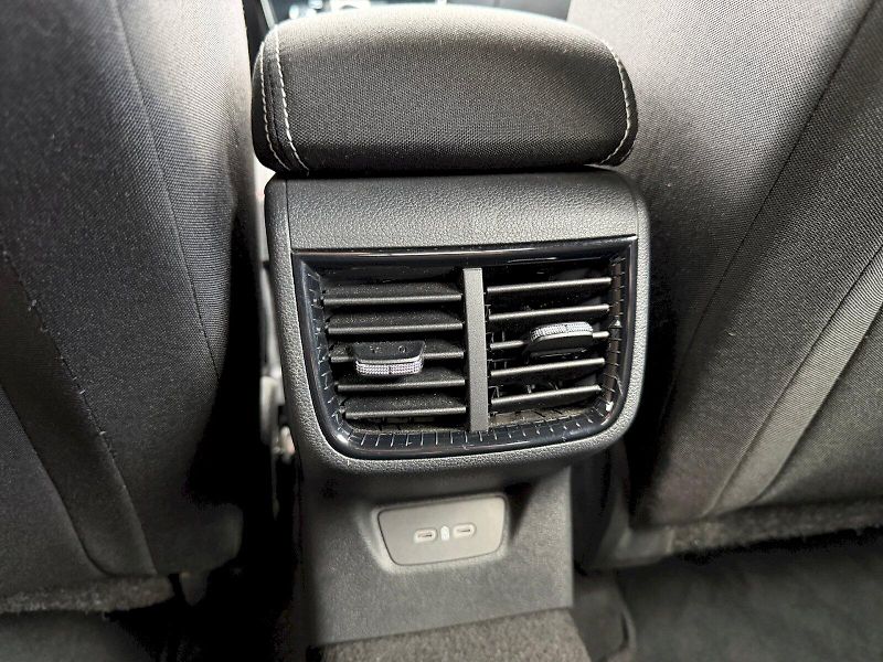 Škoda Fabia (2025) 1.0 TSI 85kW DSG Monte Carlo - fotka 27 z 35