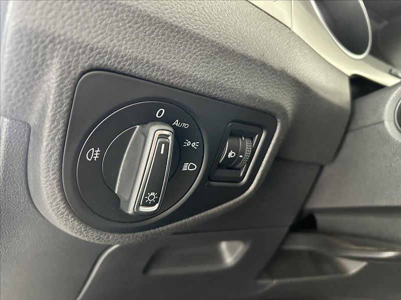 Volkswagen Golf Sportsvan 1,6   TDI 81kW,SERVISKA,WEBAST - fotka 10 z 25
