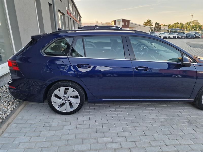 Volkswagen Golf 1.5TSI DSG EVO Style,původ ČR - fotka 42 z 50
