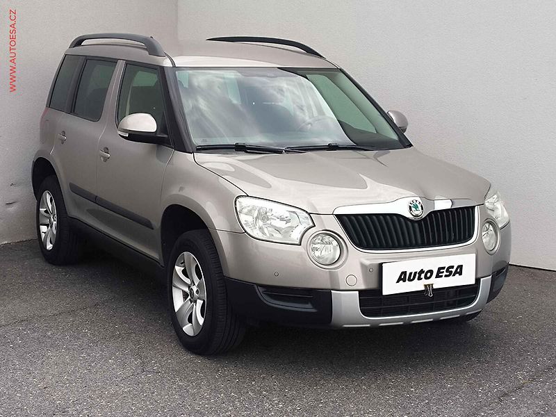 Škoda Yeti (2012) 2.0 TDi, Ambition, TZ, +kola - fotografie inzerátu