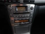 Toyota Avensis (2006) 1.8 VVT-i, po STK, Klima - náhled 10