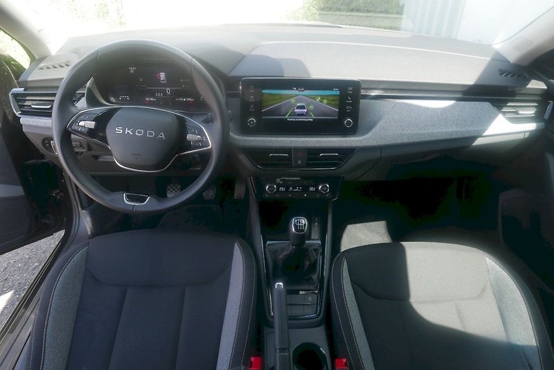 Škoda Scala (2025) 1.0 TSI 85 kW M5° Selection - fotka 5 z 30