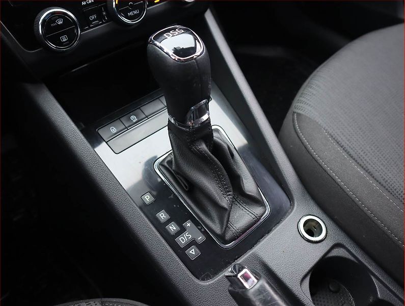 Škoda Octavia (2019) 1.6 TDI, Automat, Serv.kniha - fotka 13 z 19