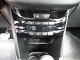 Peugeot 2008 (2019) 1.2 PT, ČR, AT - náhled 14
