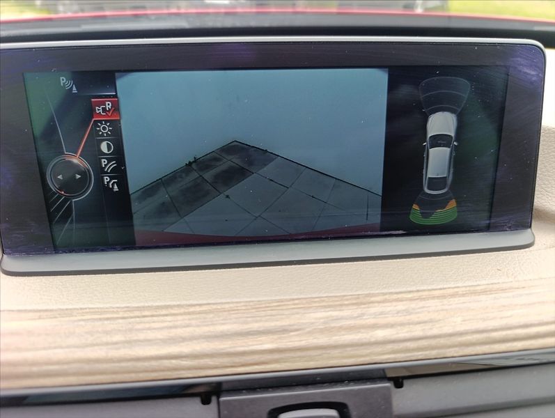 BMW Řada 3 2,0 325D GT Aut. kůže navi kam - fotka 32 z 39
