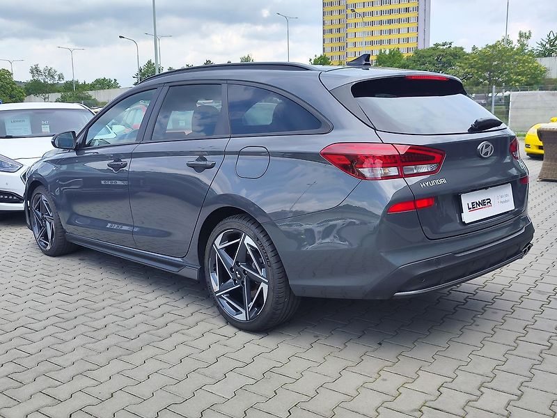 Hyundai i30 1.5 T-GDi/103kW N-Line DCT - fotka 7 z 31