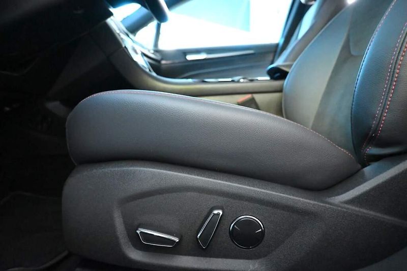 Ford Mondeo (2022) 2.0 ST-LINE LED SONY ACC Tažné - fotka 28 z 43