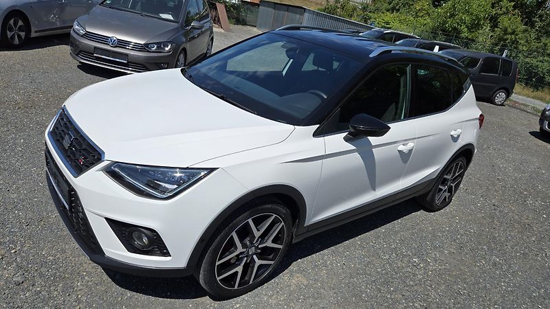 Seat Arona 1.5TSI 16V ACT FR 110KW  1MAJ. - fotka 2 z 47