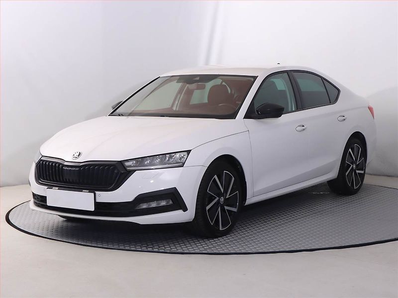 Škoda Octavia (2022) 1.5 TSI - fotka 2 z 20