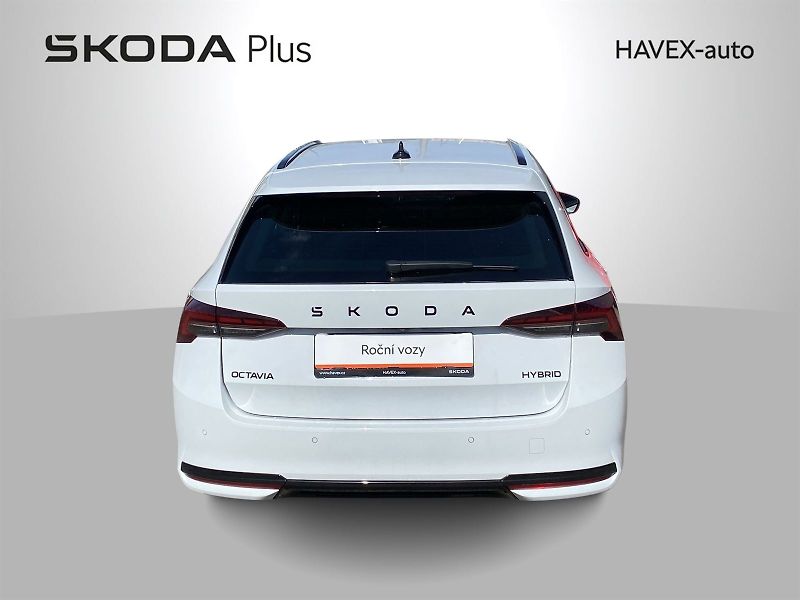 Škoda Octavia (2025) Combi 1.5 TSI M-HEV DSG Sportl - fotka 30 z 30