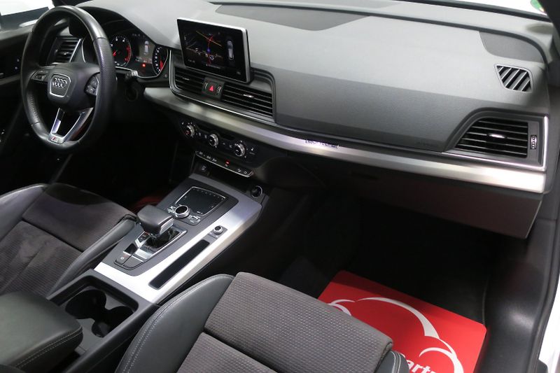 Audi Q5 (2018) 3,0 TDI 210 KW Quattro  S-line - fotka 39 z 49