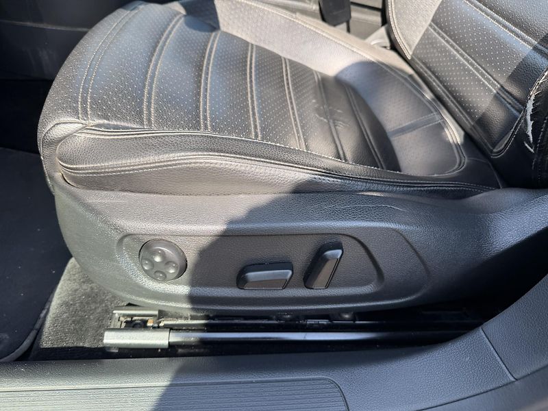 Volkswagen Passat CC 2.0 TSI - fotka 15 z 21