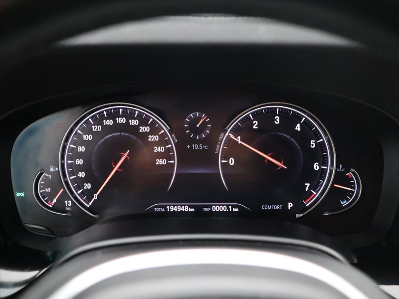 BMW Řada 6 3,0 250kW 640i xDrive GT CZ DP - fotka 19 z 38