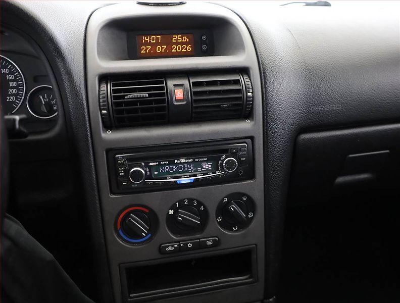 Opel Astra (2004) 1.7 CDTI, nová STK, Tažné - fotka 9 z 15