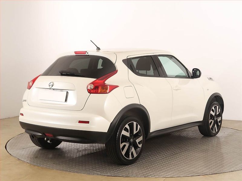 Nissan Juke (2014) 1.6 i, Serv.kniha, Navi - fotka 5 z 18