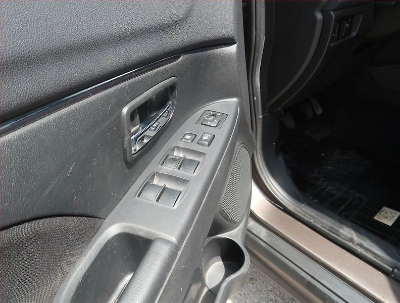Mitsubishi ASX (2018) 1.6 MIVEC, Serv.kniha, Navi - fotka 16 z 17