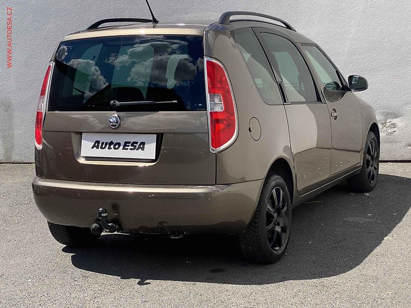 Škoda Roomster (2013) 1.2 TSI, Ambition, TZ - fotka 4 z 19