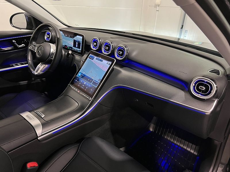 Mercedes-Benz Třídy C 300e Avantgarde Premium DIGI.L - fotka 12 z 21