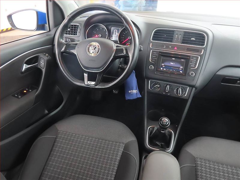 Volkswagen Polo (2016) Comfortline 1.2 TSI - fotka 7 z 14