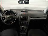 Škoda Octavia (2011) 1.6 16V, 2.maj,ČR, Klima - náhled 8