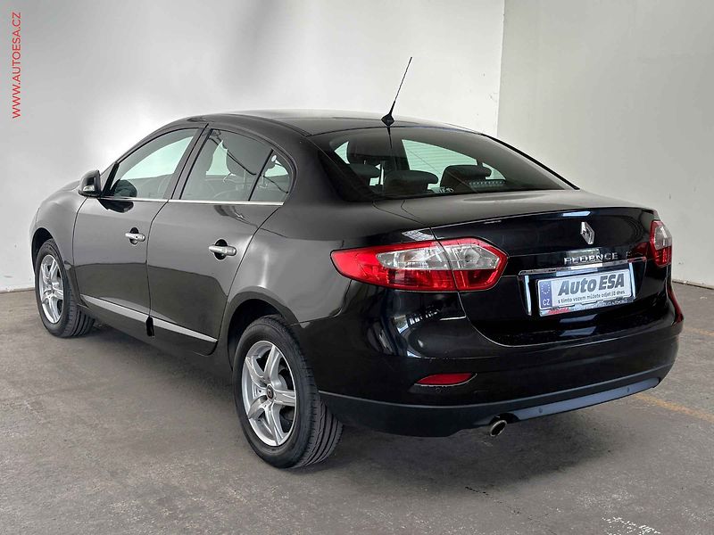 Renault Fluence (2010) 1.5 dCi, ČR, AC, tempo, park - fotka 6 z 14