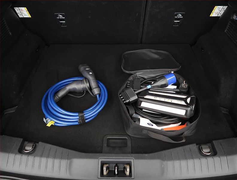 Ford Mustang Mach-E (2021) Standard Range RWD, SoH 94% - fotka 32 z 32