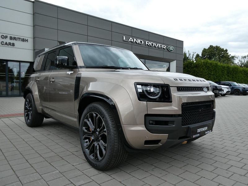 Land Rover Defender 110 4,4 OCTA P635 - fotka 5 z 48