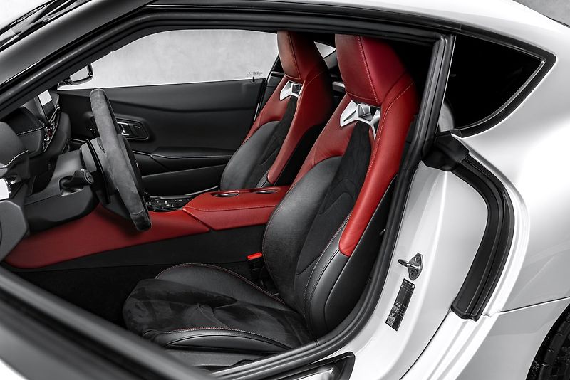 Toyota Supra GR Fuji Speedway Edition - fotka 13 z 19