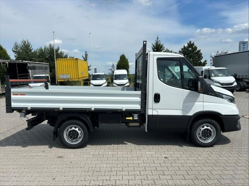 Iveco Daily (2025) 2,3   35S16 sklápěč S3 - fotka 3 z 11