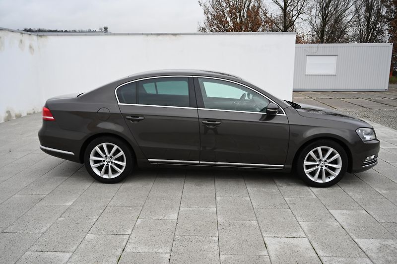 Volkswagen Passat 2.0TSI 155KW DSG Highline 7/14 - fotka 4 z 33