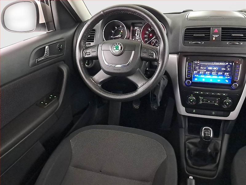 Škoda Yeti (2011) 1.2 TSI, Tempomat - fotka 7 z 18
