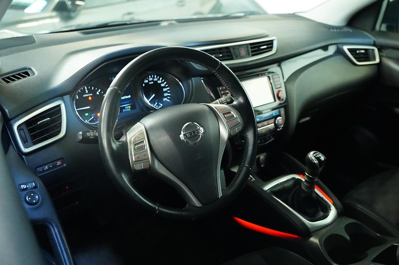Nissan Qashqai - fotka 15 z 28