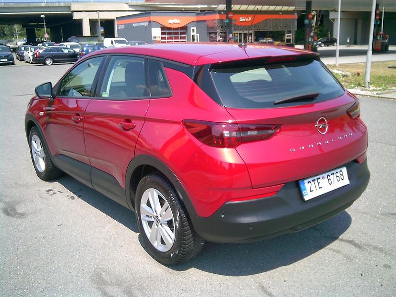 Opel Grandland (2022) 1.2 96kW ,KOUPENO ČR,1.MAJITEL - fotka 3 z 14