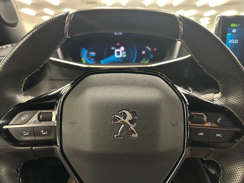 Peugeot 2008 (2021) SoH 89% GT 50kWh | Záruka - fotka 41 z 66